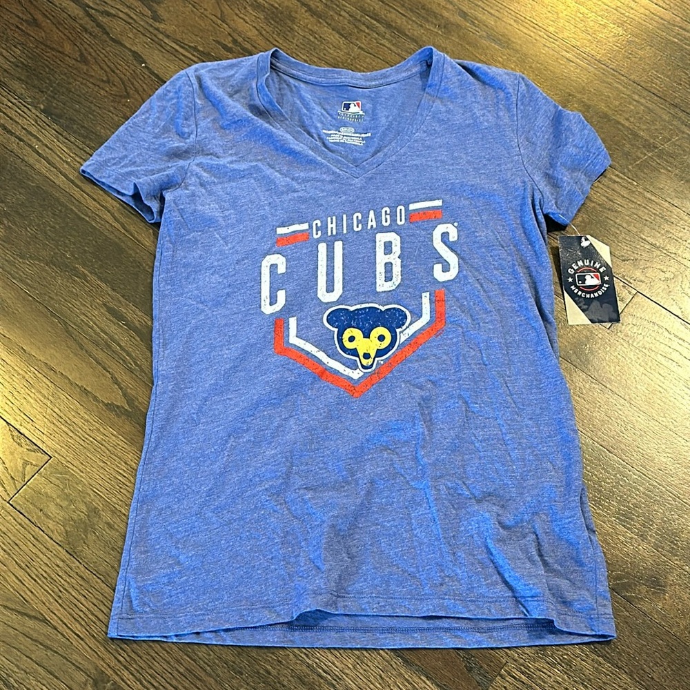 Chicago Cubs Women’s Fit Baseball T Shirt Small S NEW NWT Official Merchandise